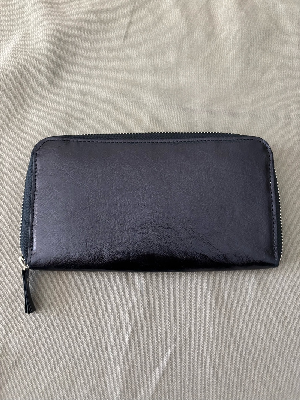 Women's Blue Zip-Around Leather Wristlet Clutch
